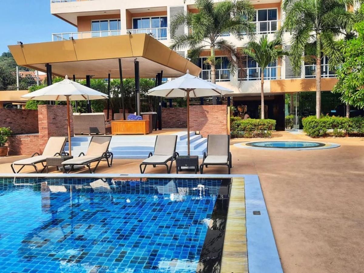 Nova Platinum Hotel Pattaya Exterior photo
