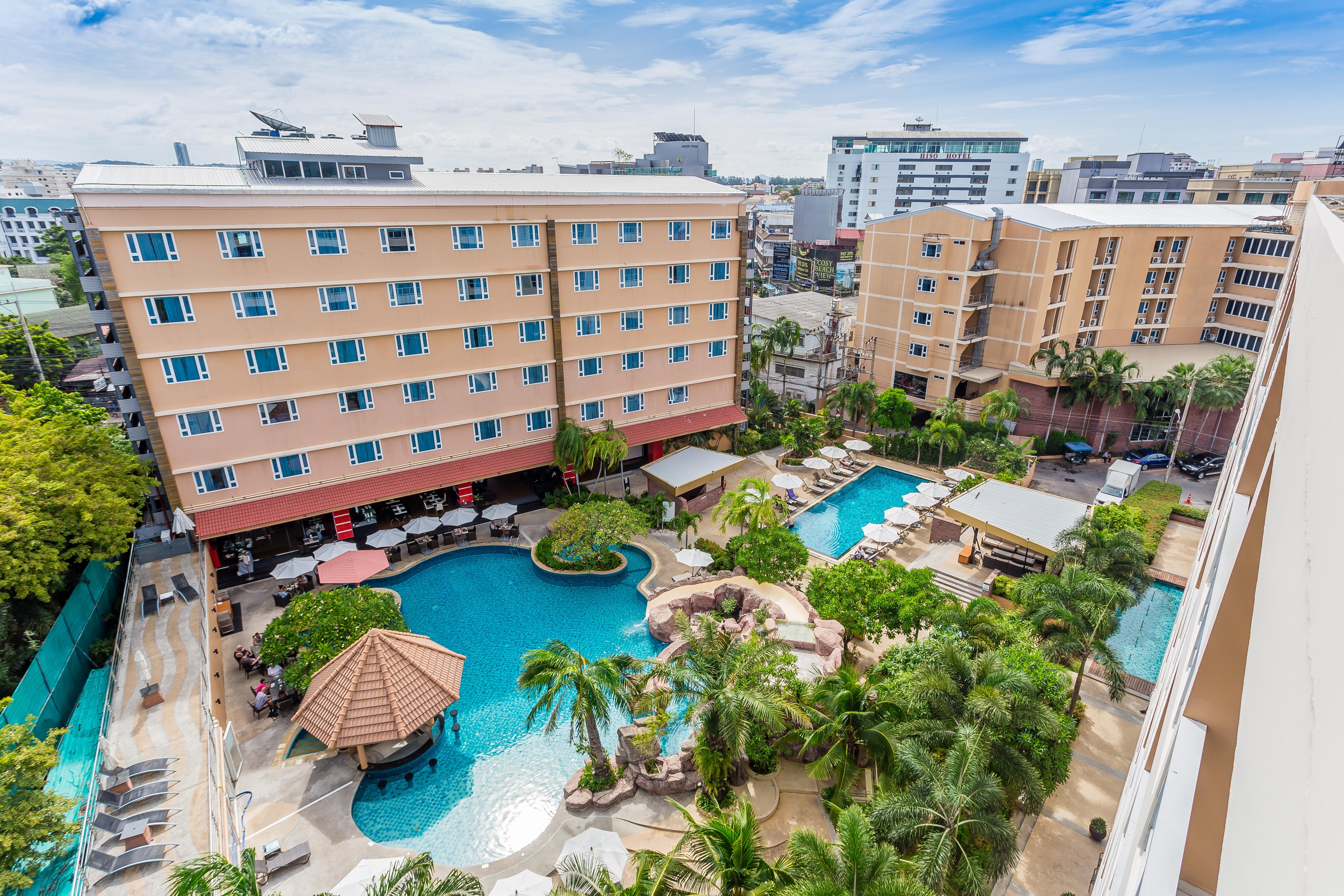 Nova Platinum Hotel Pattaya Exterior photo